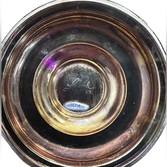 VINTAGE SILVER PLATED GOLD WASH INTERIOR SUGAR SCUTTLE. MADE IN JAPAN. - Picture 5 of 5